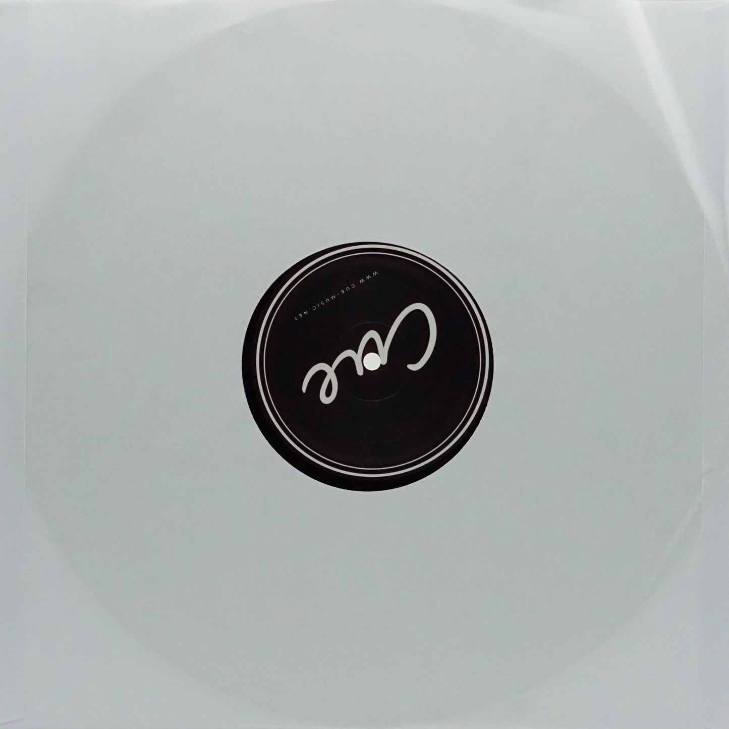 SASCHA DIVE – DARK MOVEMENT EP