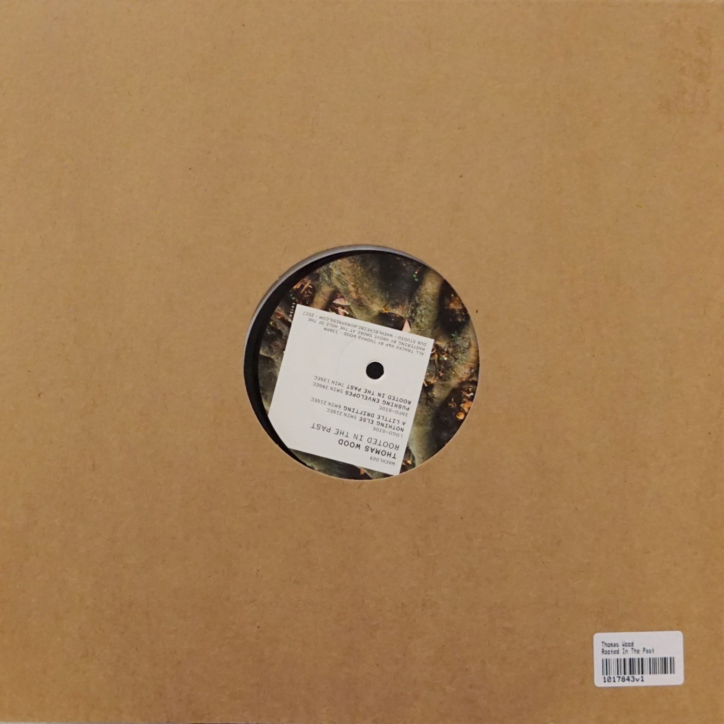 THOMAS WOOD – ROOTED IN THE PAST