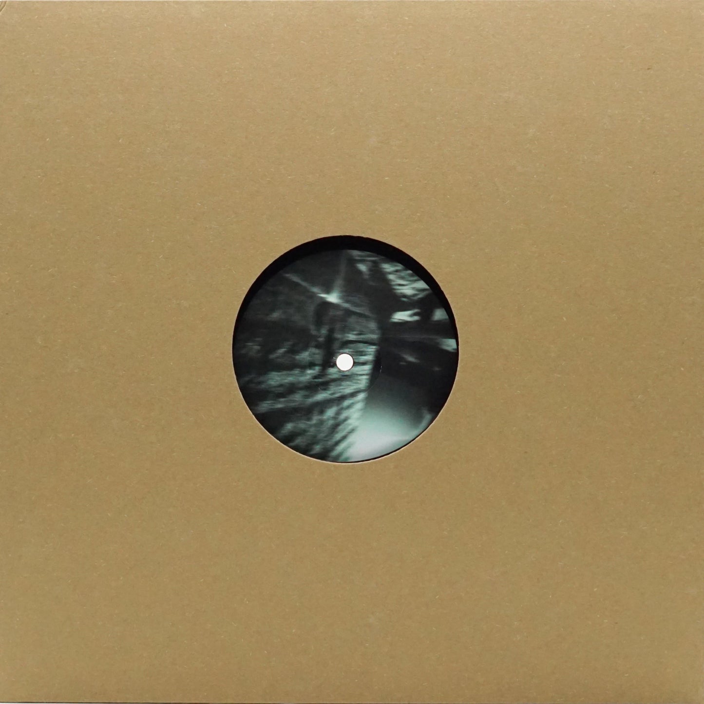 TOMMY VICARI JNR – NEST OF NIGHTMARES