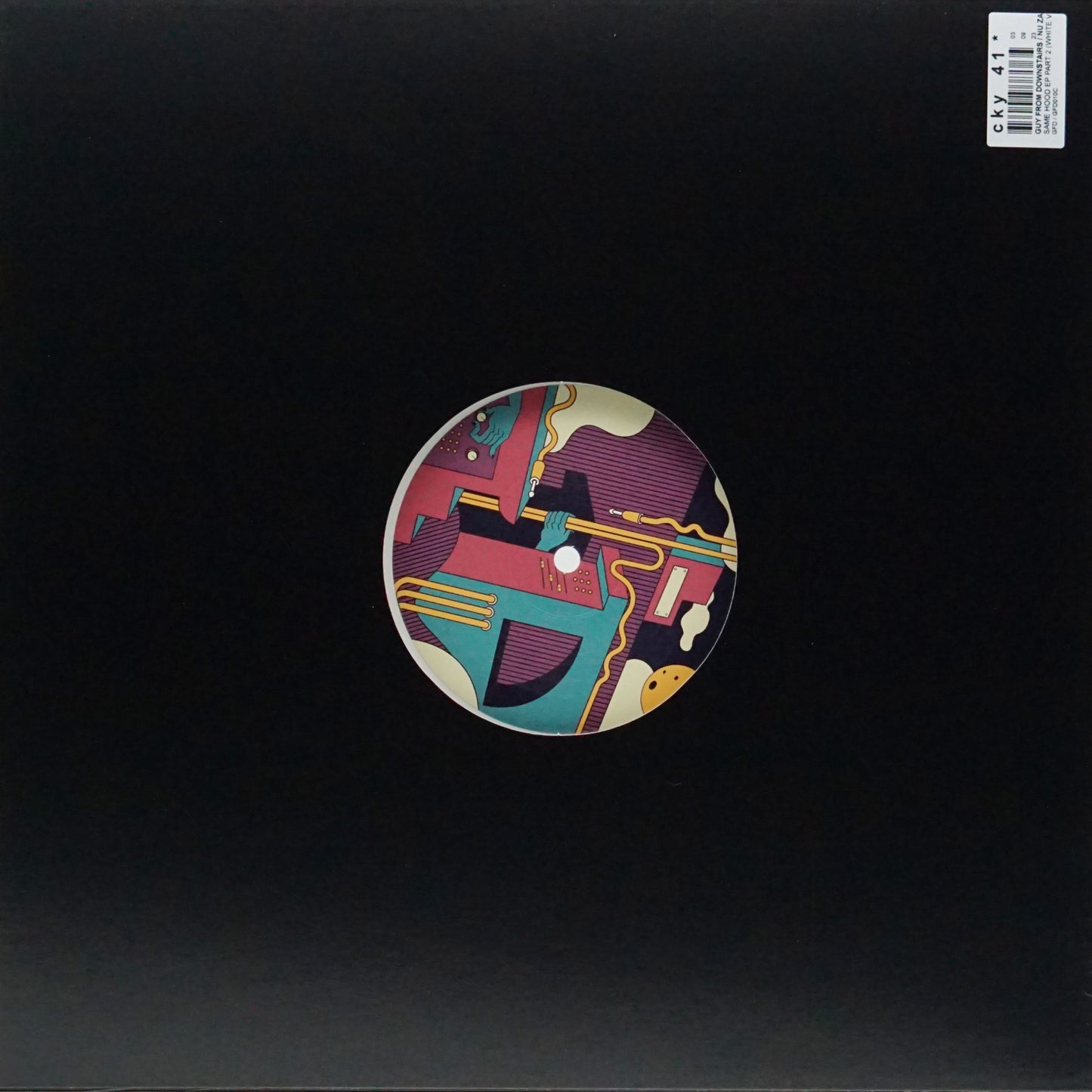 GUY FROM DOWNSTAIRS / NU ZAU – SAME HOOD EP PART 2