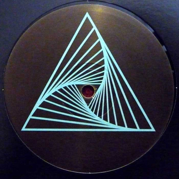 XINNER / AUTRE – PIRAMIDE 1