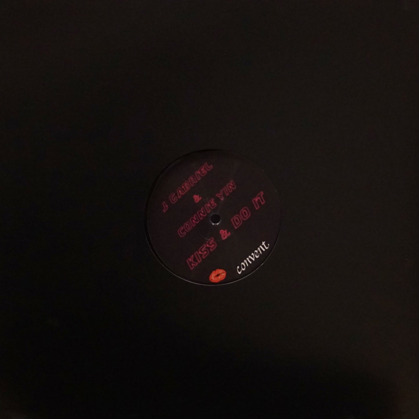 J GABRIEL & CONNIE YIN – KISS AND DO IT EP