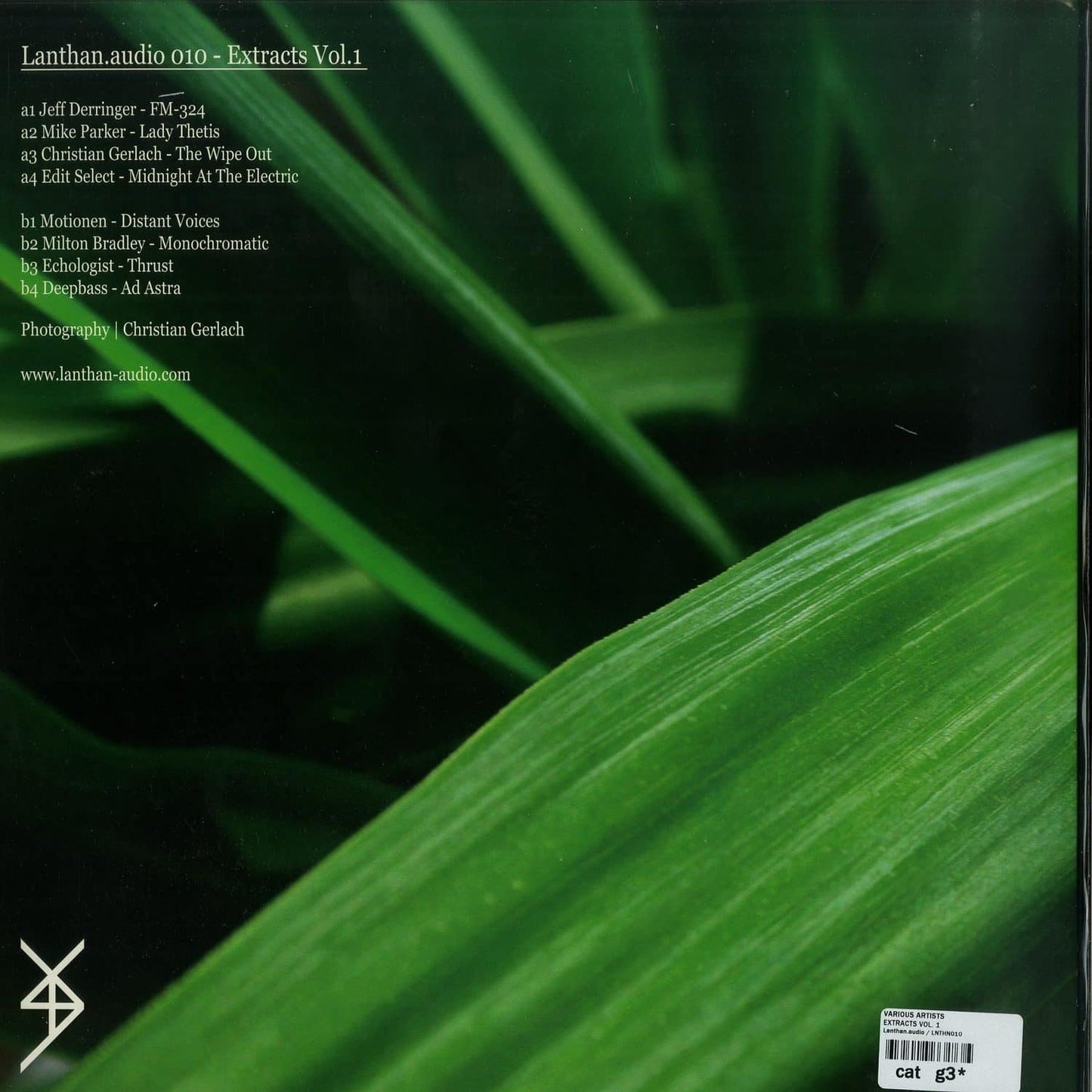 Second hand vinyl record titled "Extracts Vol.1" featuring Jeff Derringer, Mike Parker, Christian Gerlach, Milton Bradley, and others.