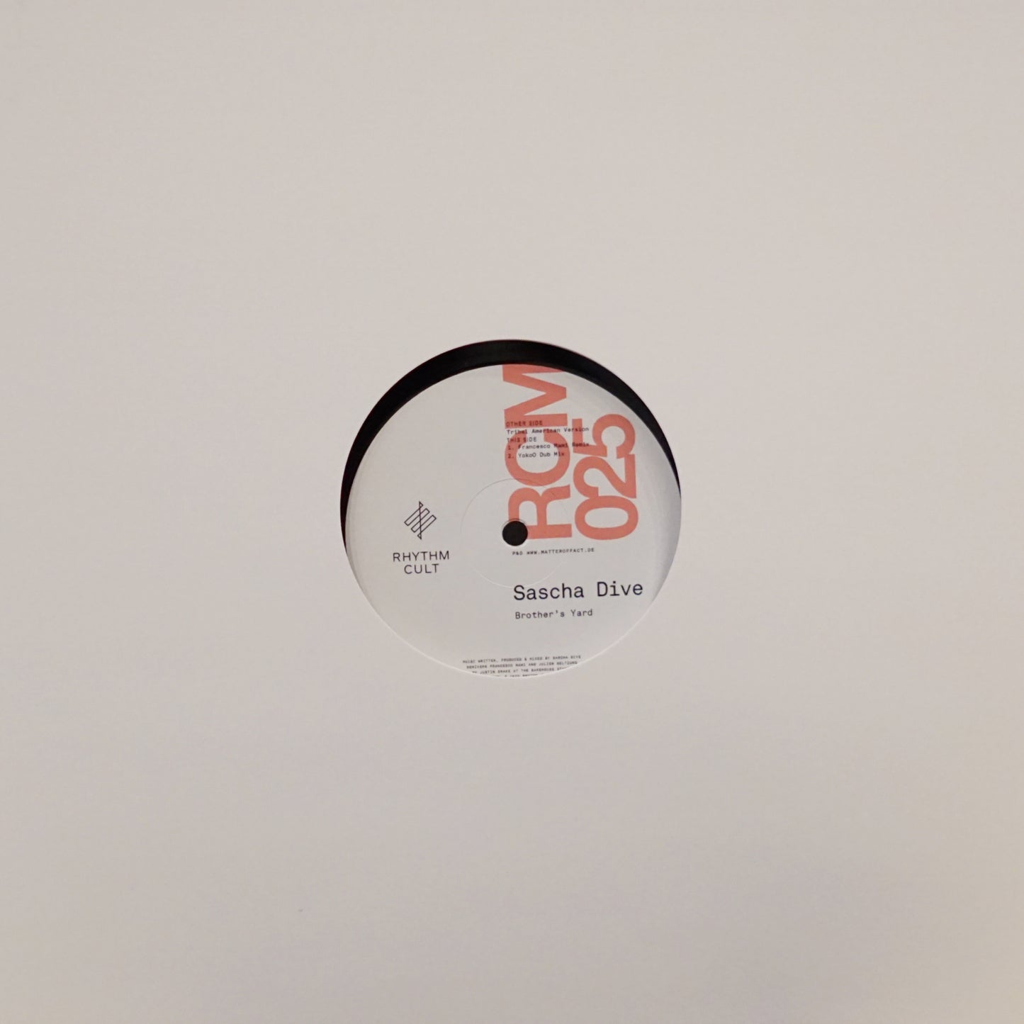 SASCHA DIVE – BROTHERS YARD