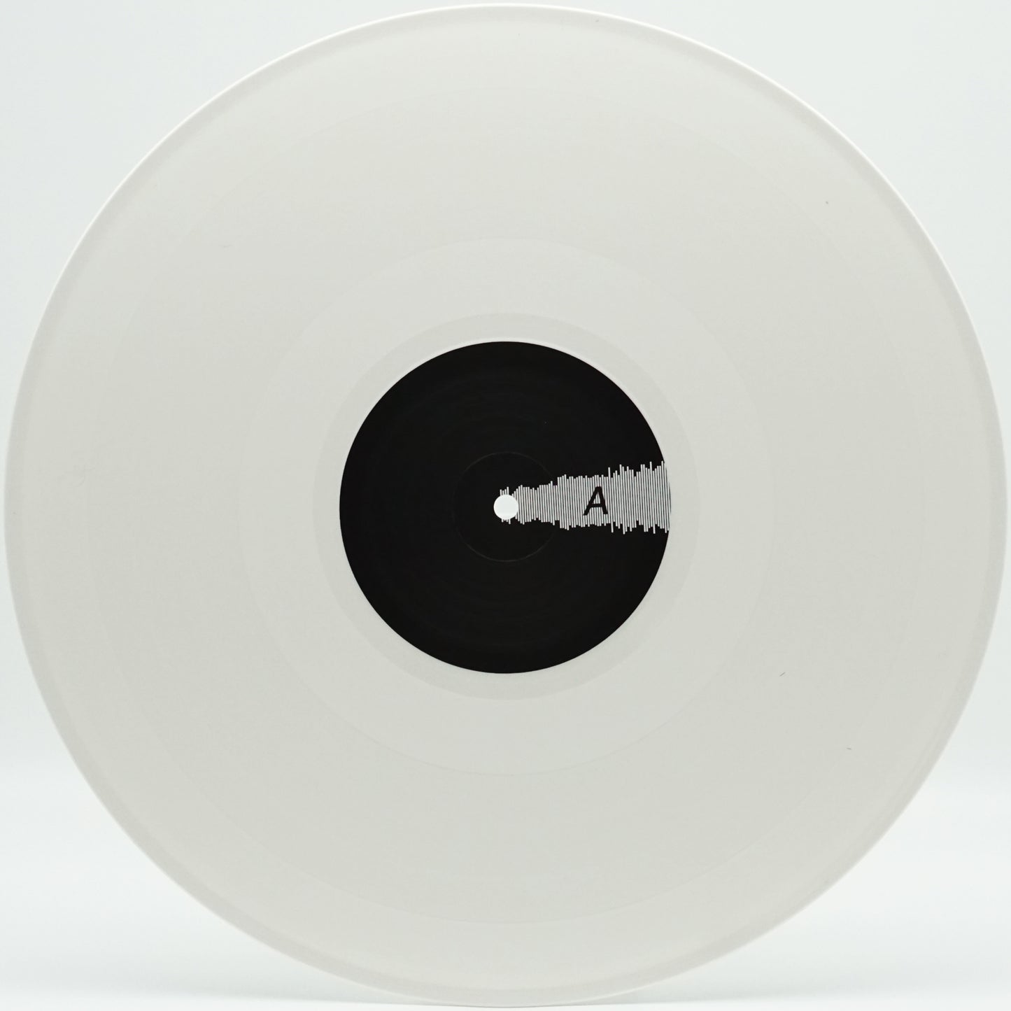 BASICNOISE – ECHOES FROM ICONIA