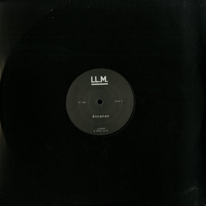 Second Hand vinyl record of ANNANAN / SPACE AFRIKA – LL.M. 002, featuring the album cover artwork.