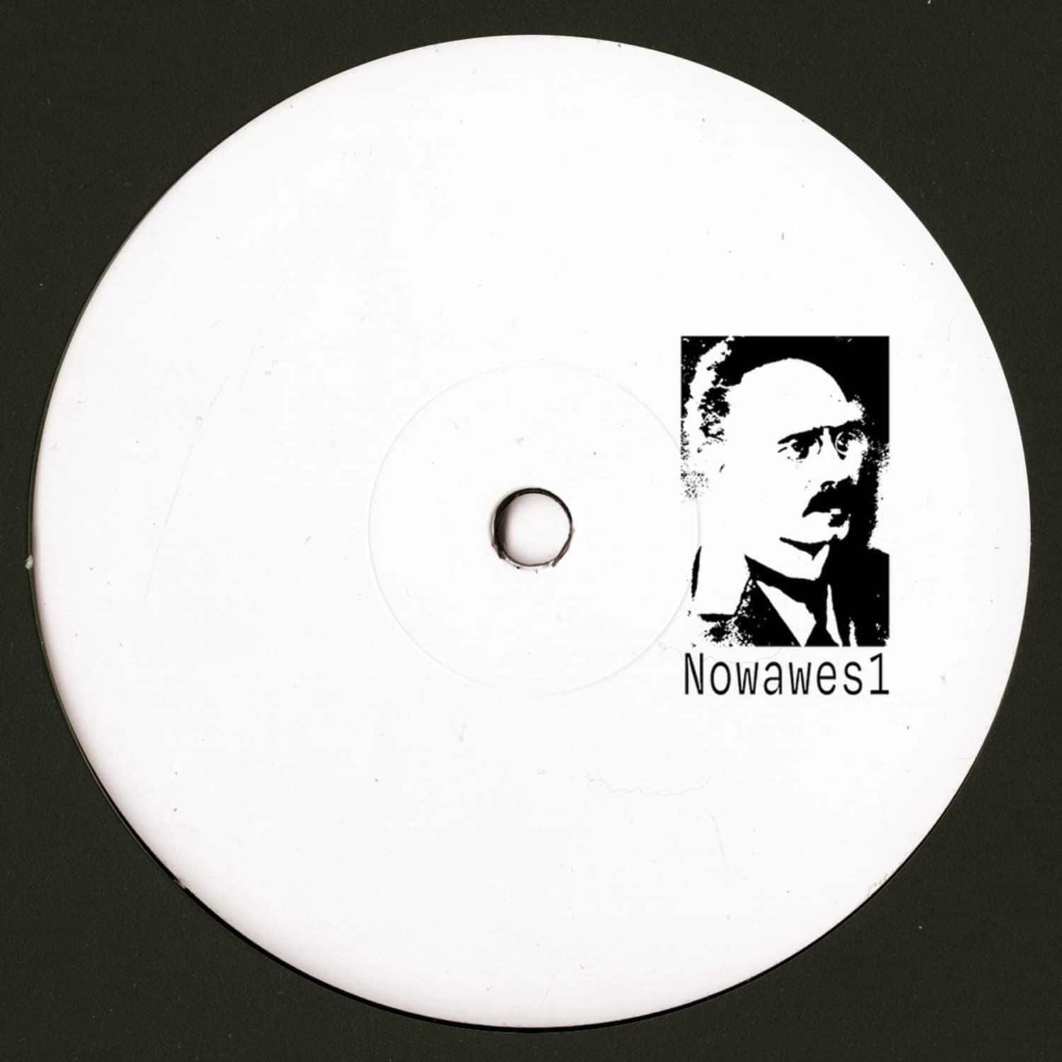 Decks vinyl record "Change My Mind" by Poul Verner Lesterr, front cover featuring bold graphic design and artist name.