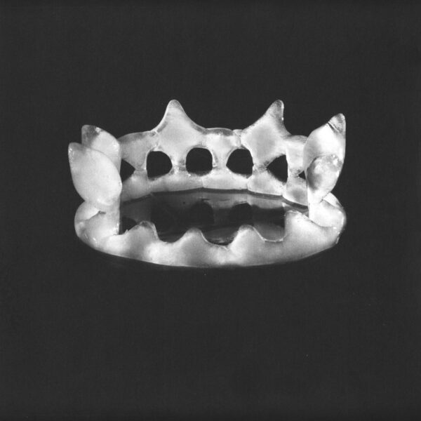 THE MOLE – PEACE MONARCHY