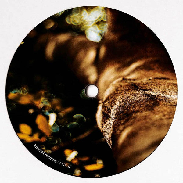 MIKE SCHOMMER, ROD MODELL – LEAVING THE GROUND