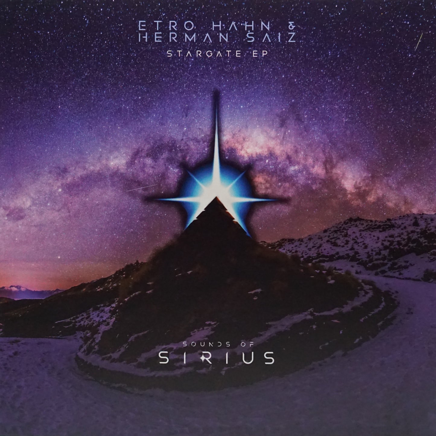 ETRO HAHN & HERMAN SAIZ – STARGATE