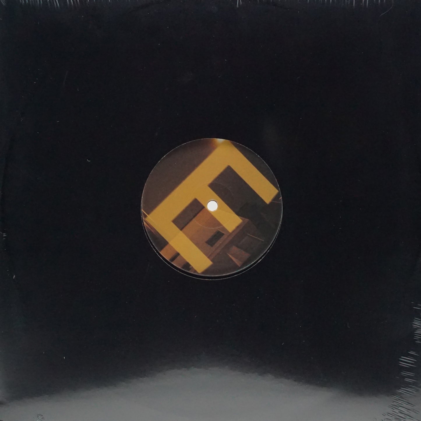 VARIOUS ARTISTS – ROBOT SAYS E