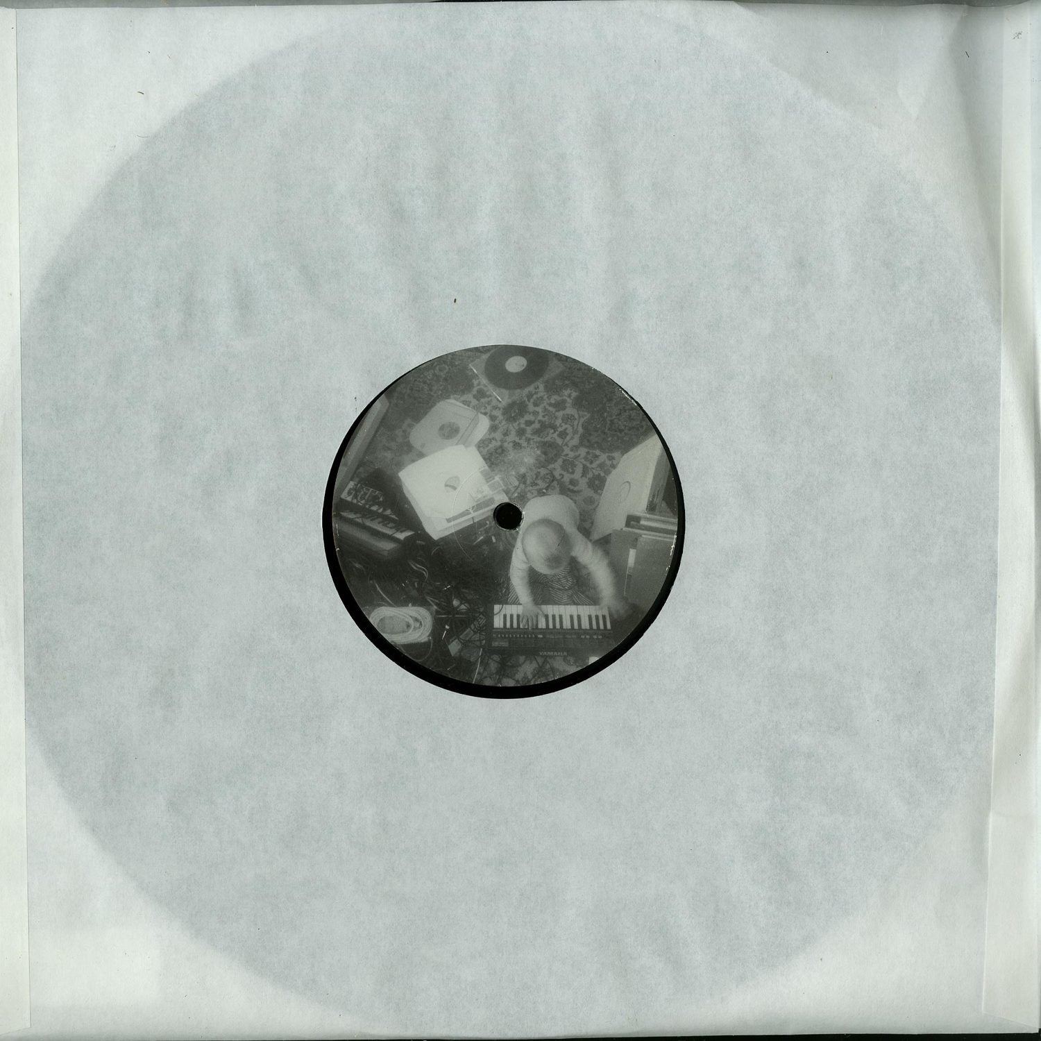 Second Hand vinyl record titled EDWARD – BIRDS, featuring colorful album cover art with bird illustrations.