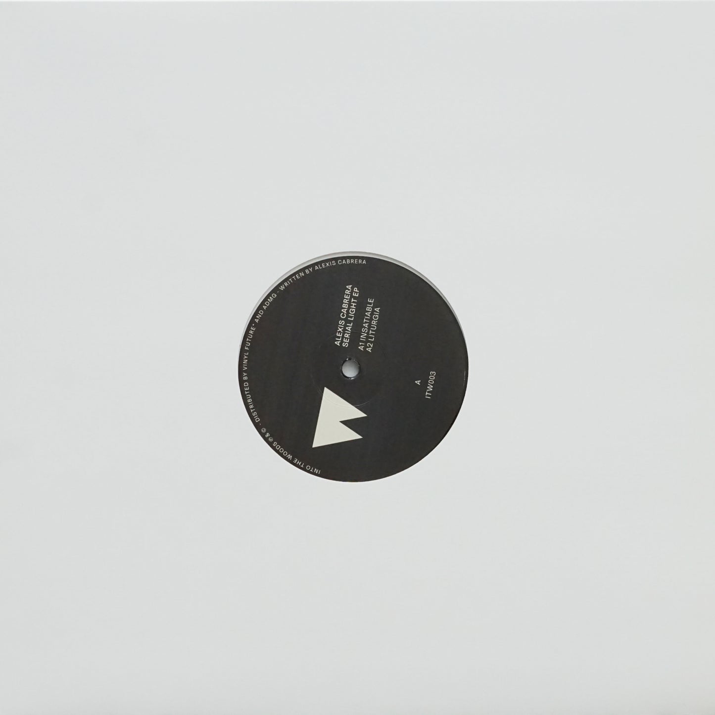 ALEXIS CABRERA – SERIAL LIGHT